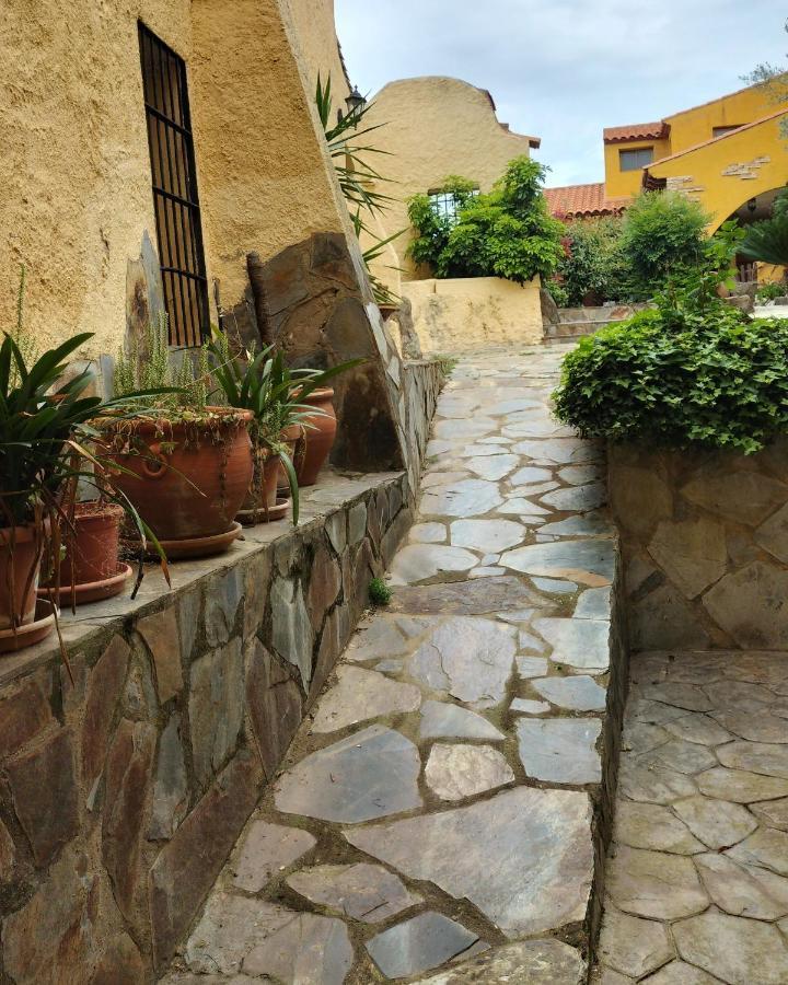 Casa Rural Lares Касас-де-Дон-Педро Экстерьер фото